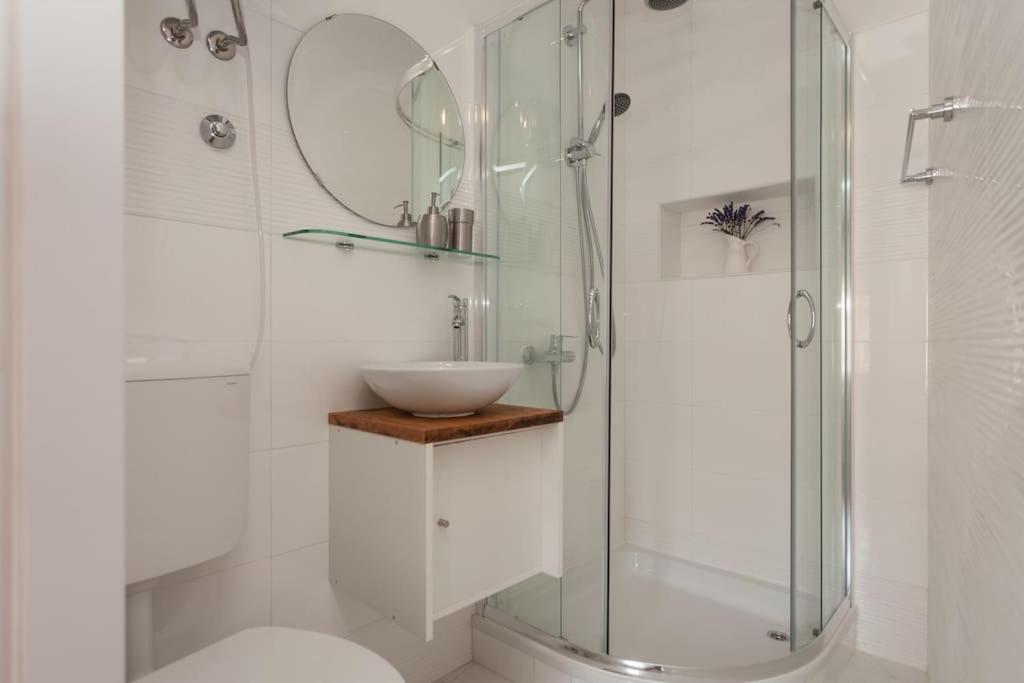 Vintage Apartment Rovinj Old Town Екстериор снимка