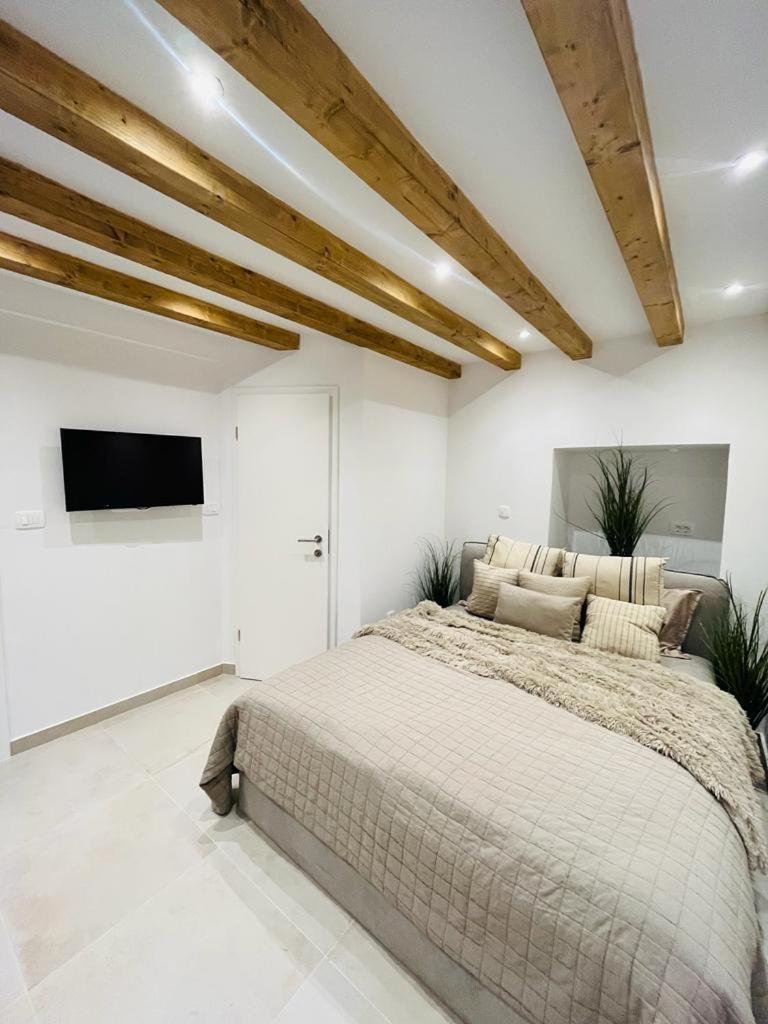 Vintage Apartment Rovinj Old Town Екстериор снимка